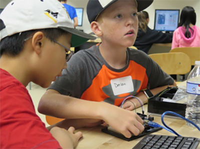 young students participating in Energy Labs activity